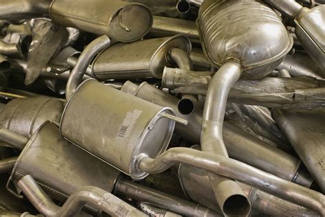 We buy catalytic converters in any condition: damaged, de-canned, loose catalysts and in powder. Autokat offers you efficient, hassle-free service solutions for catalytic converter recycling; accepting converters from anywhere in Australia. We have a fully equipped recycling centre workshop offering a complete processing cycle with accurate ...